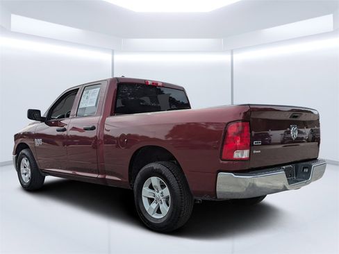 Used 2024 RAM 1500 Classic SLT image 5
