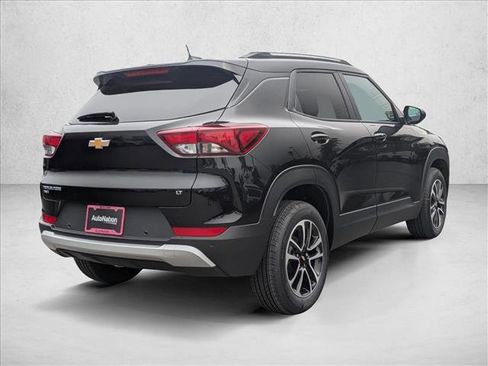 New 2026 Chevrolet TrailBlazer LT w/ Convenience Package image 2