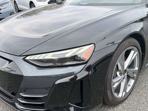 Used 2023 Audi e-tron GT Premium Plus image 11
