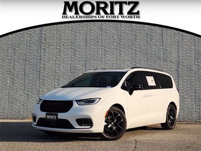New 2026 Chrysler Pacifica Limited