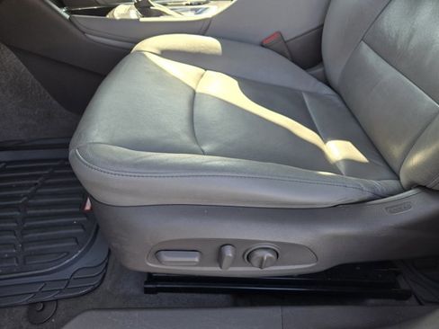 Used 2018 Chevrolet Malibu LT w/ Leather Package image 20