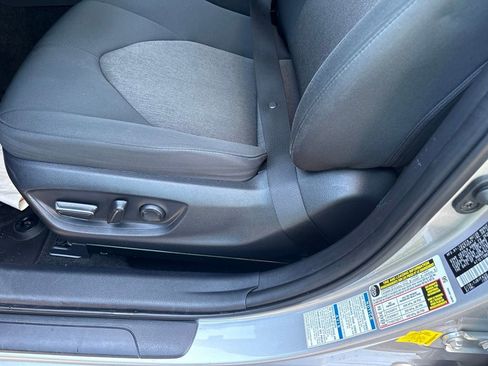 Used 2023 Toyota Camry LE AWD/4WD image 26