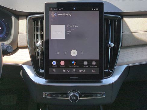 New 2025 Volvo XC90 B6 Ultra w/ Lounge Package image 14