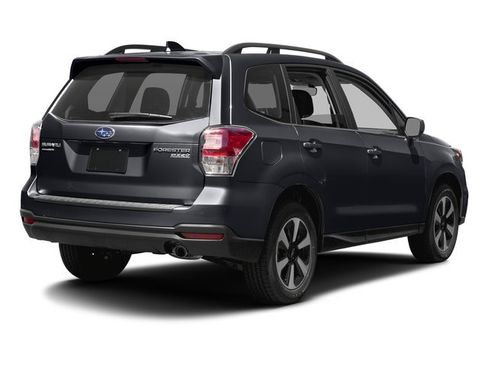 Used 2017 Subaru Forester 2.5i Limited AWD/4WD image 2