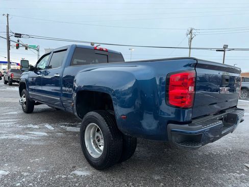Used 2016 GMC Sierra 3500 Denali image 6