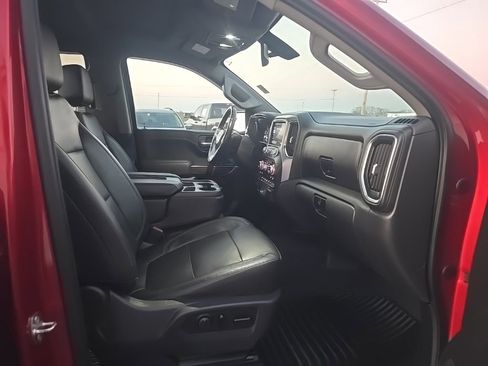 Used 2019 GMC Sierra 1500 SLT w/ X31 Off-Road Package image 25