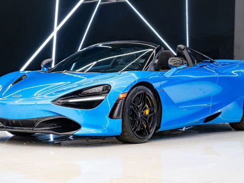 Used 2020 McLaren 720S Spider RWD image 3