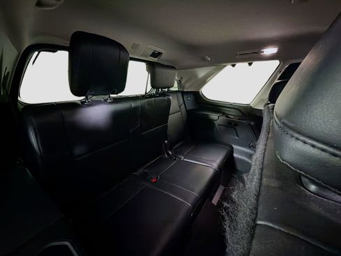 Used 2024 Toyota Sequoia Limited w/ Tow Technology Package AWD/4WD image 37