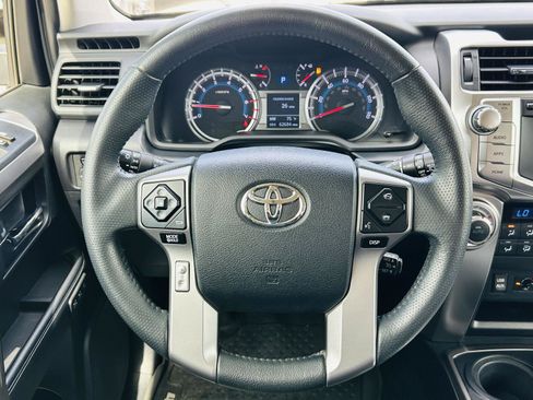 Used 2019 Toyota 4Runner Limited AWD/4WD image 12