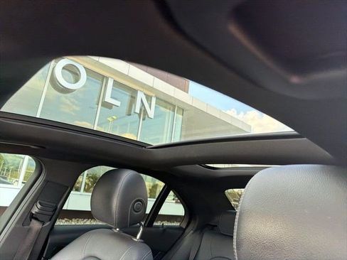 Used 2018 Mercedes-Benz C 300 Sedan image 11