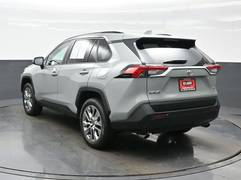 Used 2023 Toyota RAV4 XLE Premium AWD/4WD image 4