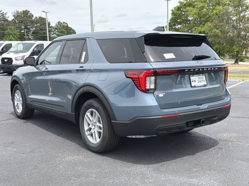 New 2026 Ford Explorer Active RWD image 25