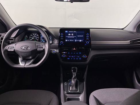 Certified 2022 Hyundai Ioniq Blue FWD image 14
