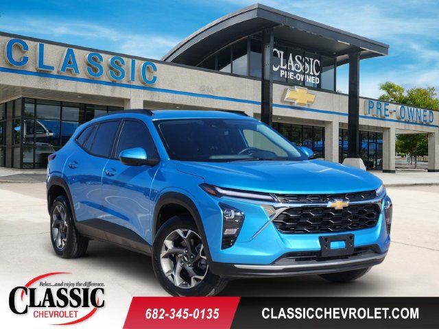 Used 2026 Chevrolet Trax LT w/ LT Convenience Package FWD 360° Tour