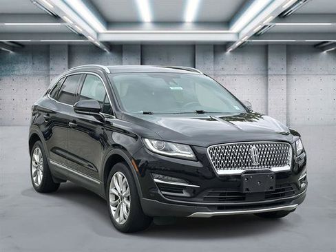 Used 2019 Lincoln MKC Select w/ Select Plus Package image 2