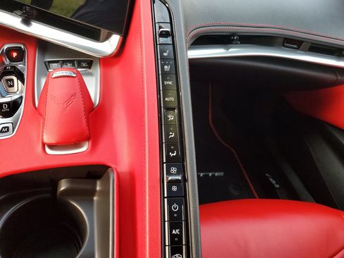 Used 2020 Chevrolet Corvette Stingray Preferred Cpe w/ 2LT Preferred Equipment Group RWD image 15