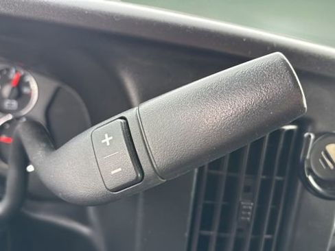 Used 2022 Chevrolet Express 3500 LS image 27