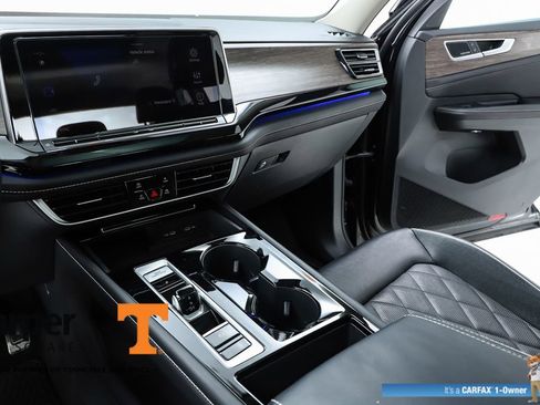 Used 2024 Volkswagen Atlas SEL Premium R-Line AWD/4WD image 63