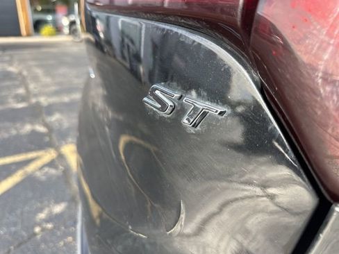 Used 2024 Buick Encore GX Sport Touring image 11