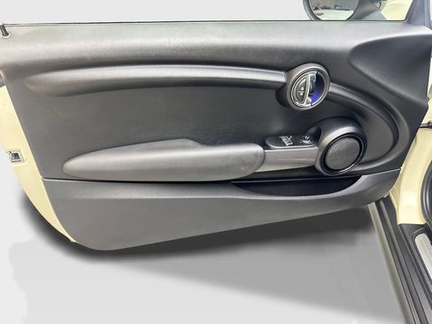Used 2016 MINI Cooper 2-Door Hardtop FWD image 30