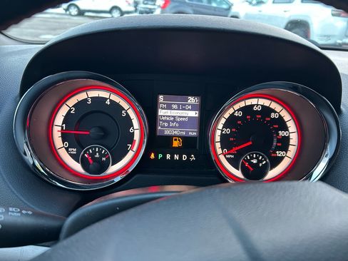 Used 2017 Dodge Grand Caravan GT image 19