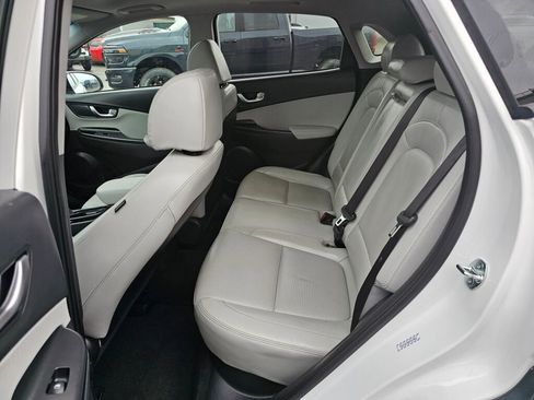 Used 2023 Hyundai Kona Limited image 14