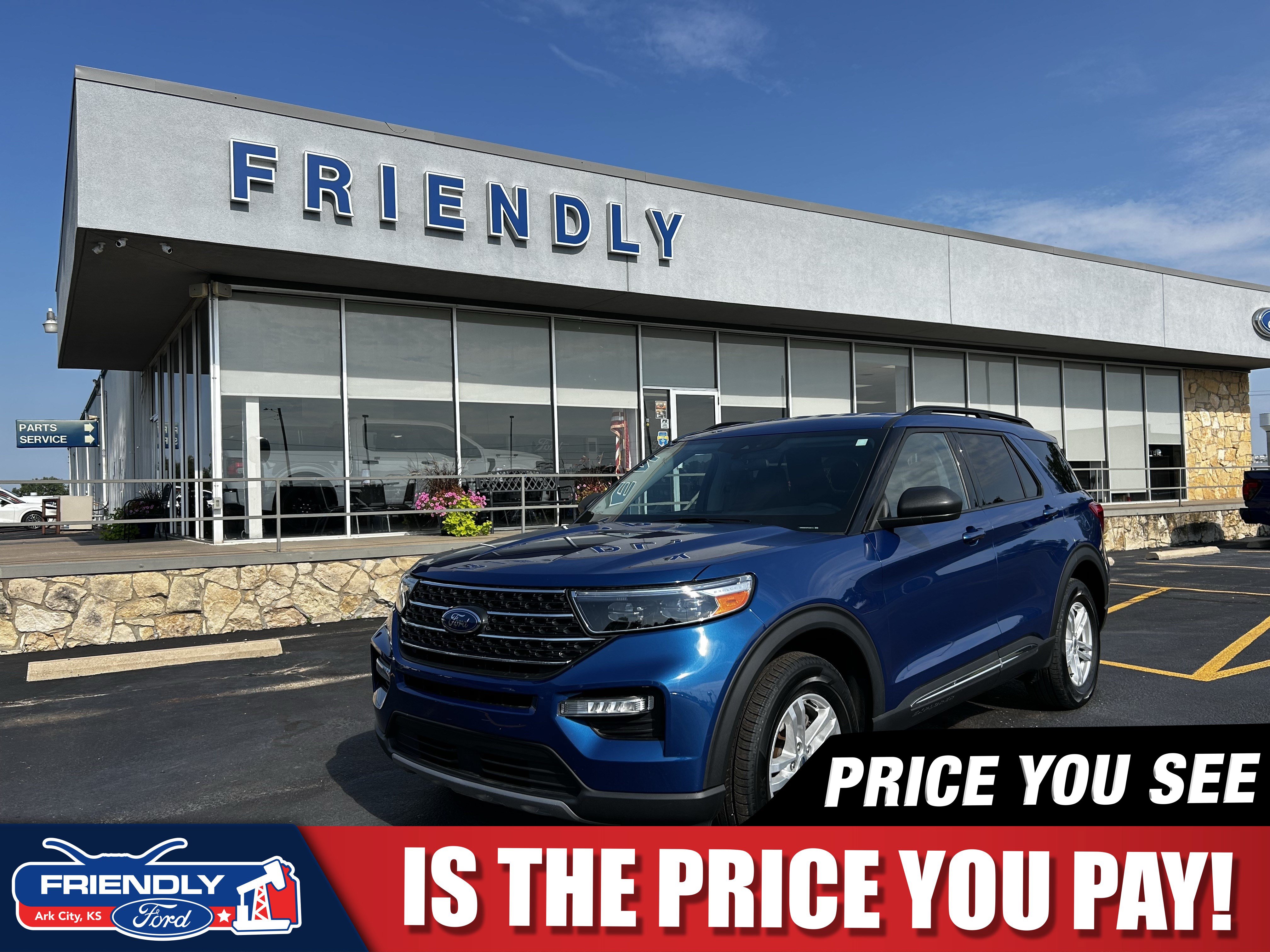 Used 2023 Ford Explorer XLT AWD/4WD image 1