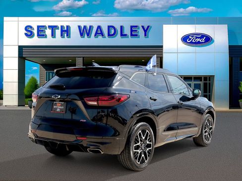 Used 2023 Chevrolet Blazer RS w/ Driver Confidence II Package AWD/4WD image 8