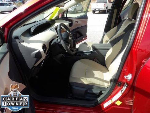 Used 2016 Toyota Prius Two image 32