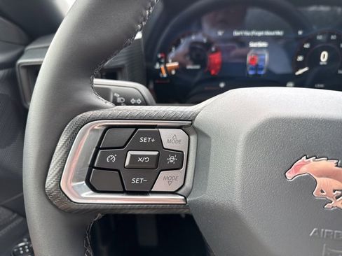 New 2025 Ford Mustang Coupe image 27