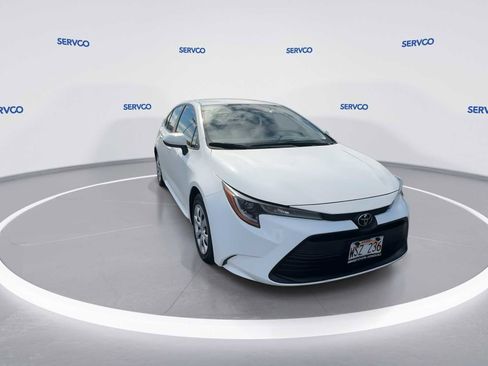 Used 2023 Toyota Corolla LE image 3