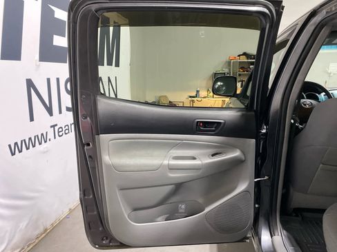 Used 2010 Toyota Tacoma 4x4 Double Cab image 23