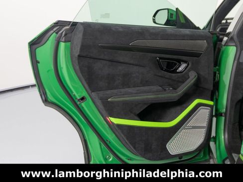 Used 2024 Lamborghini Urus Performante image 40