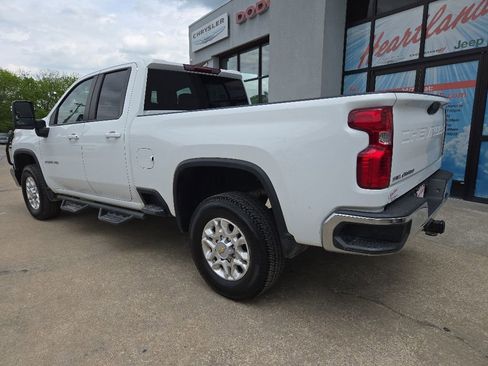 Used 2024 Chevrolet Silverado 2500 LT AWD/4WD image 8