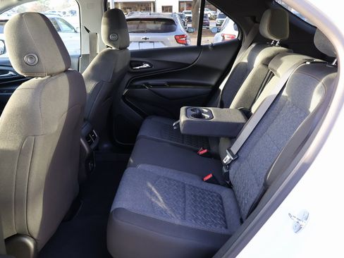 Used 2023 Chevrolet Equinox LT image 18