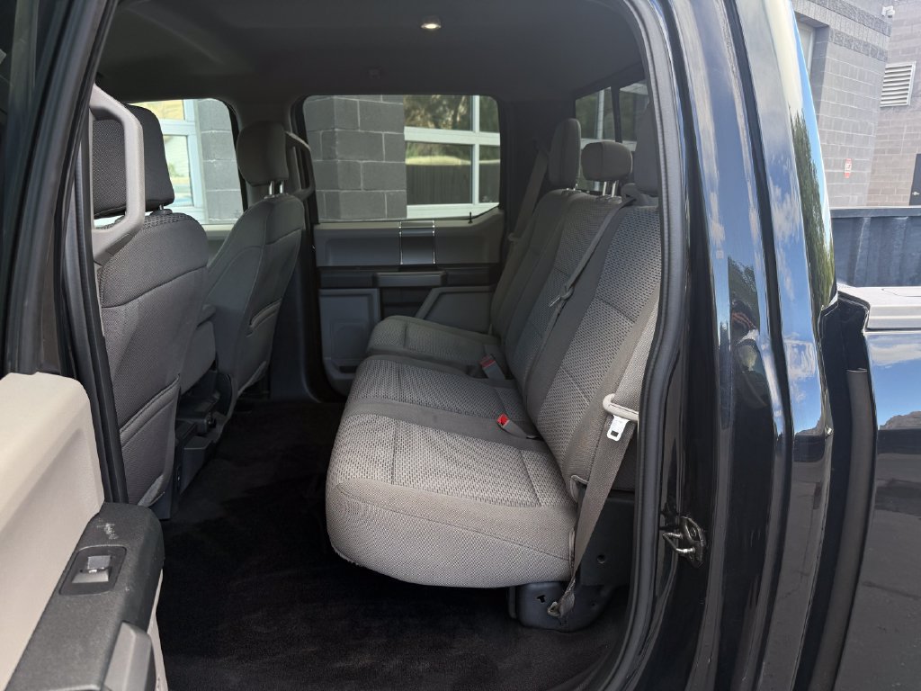 Used 2018 Ford F150 XLT w/ Equipment Group 302A Luxury AWD/4WD image 32
