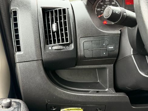 Used 2021 RAM ProMaster 3500 image 22