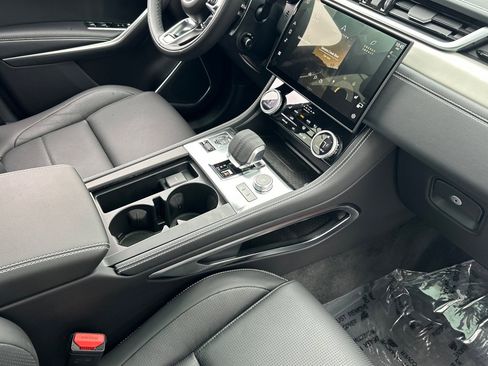 New 2025 Jaguar F-PACE R-Dynamic S image 26