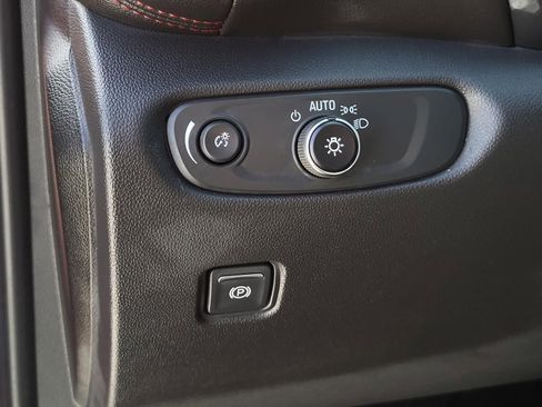 Used 2020 Chevrolet Blazer RS FWD image 20