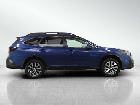 Used 2021 Subaru Outback Premium image 6