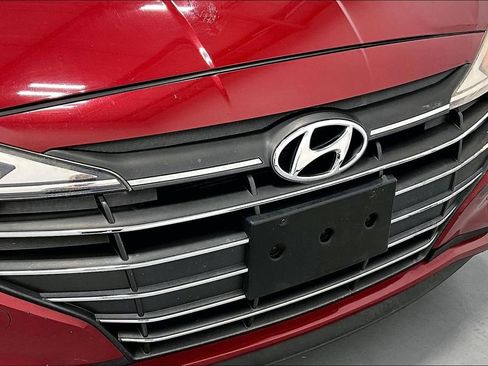 Used 2020 Hyundai Elantra SEL image 35
