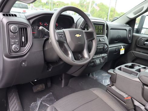 New 2026 Chevrolet Silverado 2500 Custom w/ Custom Value Package AWD/4WD image 6