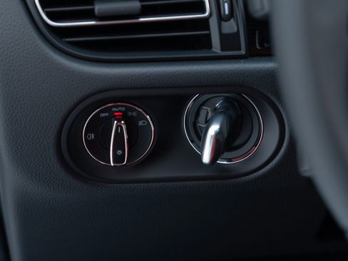 New 2026 Porsche Macan S image 32