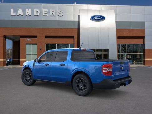 New 2025 Ford Maverick XLT image 4