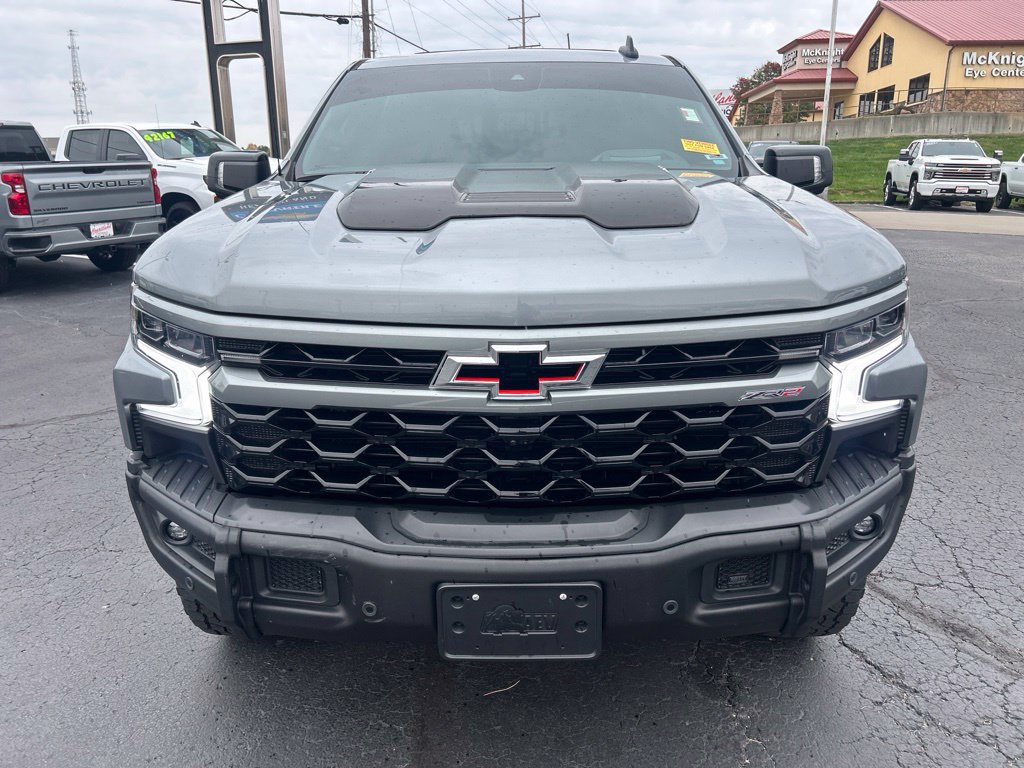 Used 2024 Chevrolet Silverado 1500 ZR2 w/ ZR2 Bison Edition AWD/4WD image 2