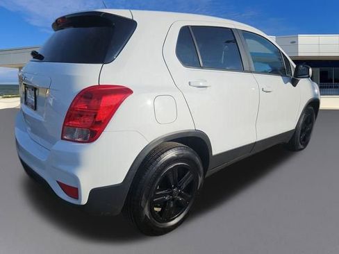 Used 2019 Chevrolet Trax LS w/ Tint and Cruise Package image 6
