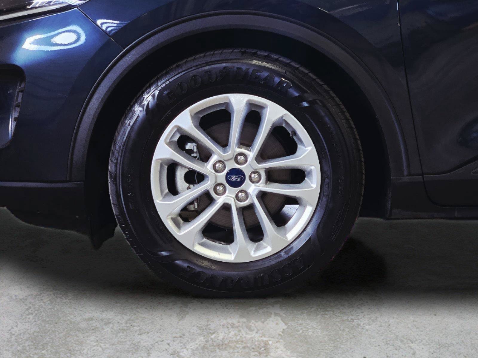 Used 2022 Ford Escape SE w/ Convenience Package FWD image 52