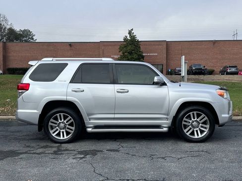 Used 2013 Toyota 4Runner Limited AWD/4WD image 5