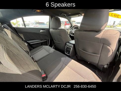 Used 2022 Dodge Charger SXT RWD image 12