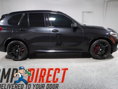 Used 2022 BMW X5 xDrive40i w/ M Sport Package AWD/4WD image 6